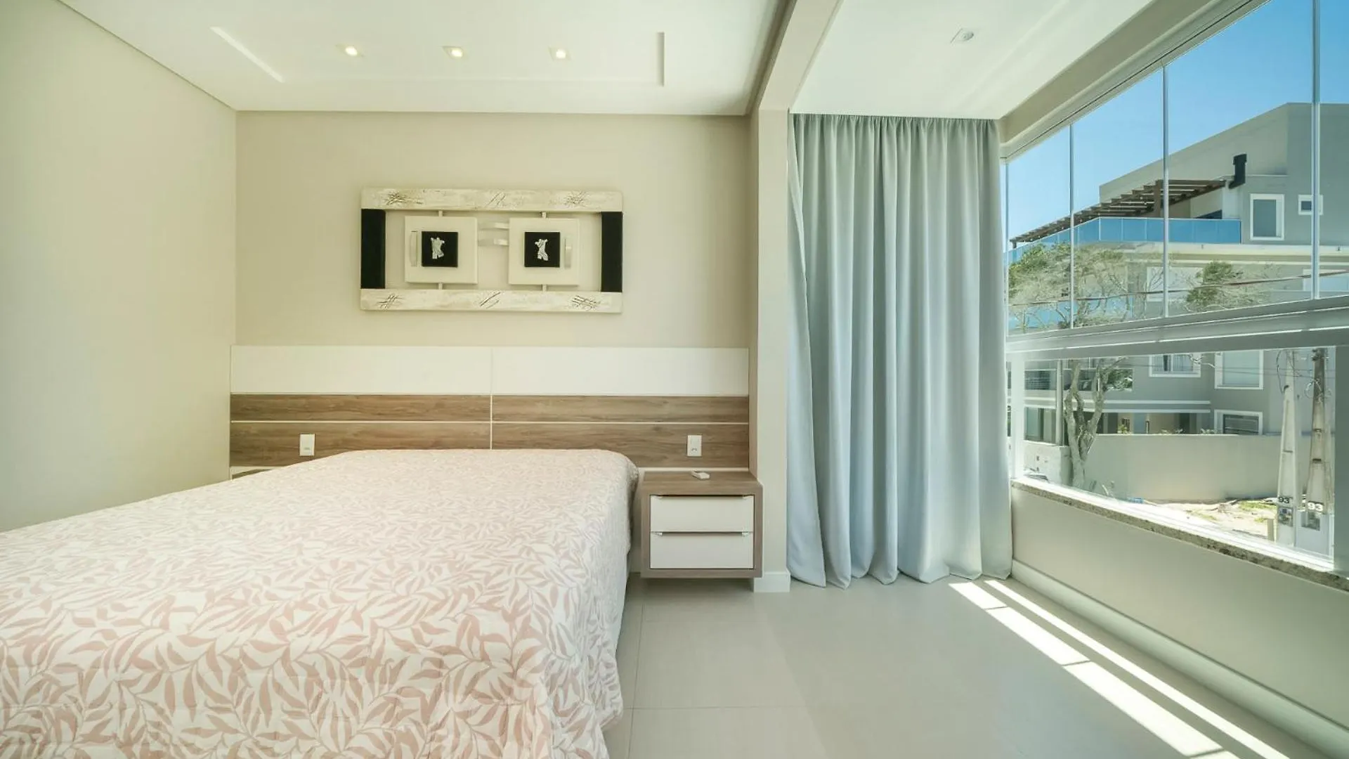 Apartamento Duplex Terreo Com Super Spa Bombinhas Brazil