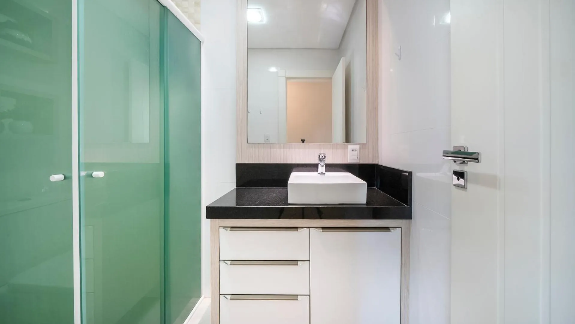 Apartamento Duplex Terreo Com Super Spa Bombinhas Brazil