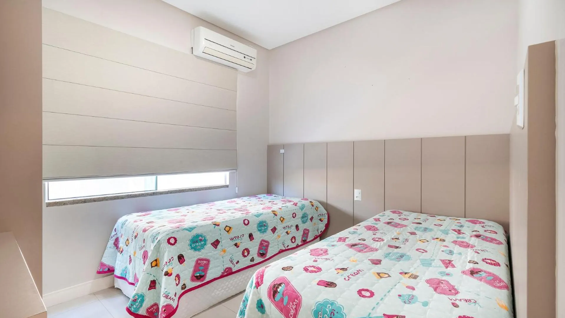 Apartamento Duplex Terreo Com Super Spa Bombinhas